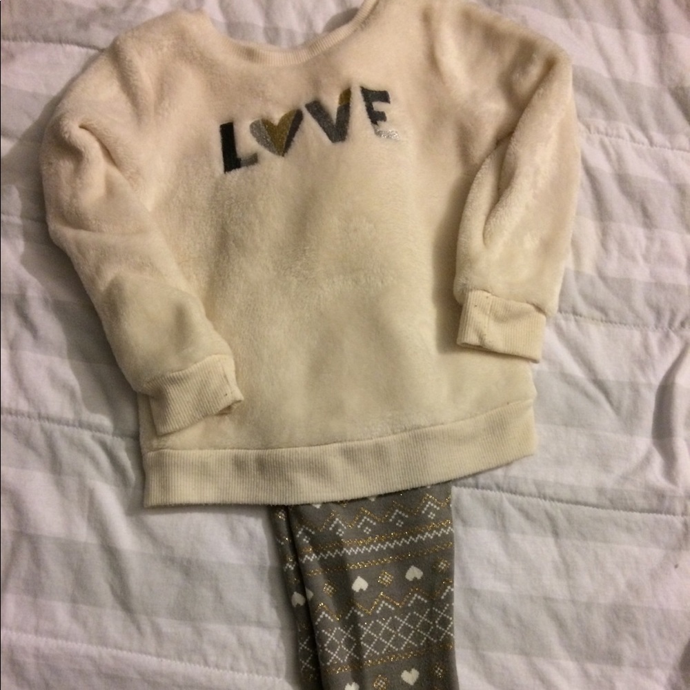 sweatshirt & fleece lined leggings